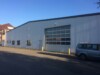 Attraktive Gewerbehalle mit viel Freifläche - Außenansicht